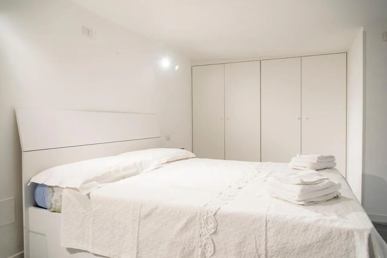 Youhosty - Ariberto 22 Milan Apartment